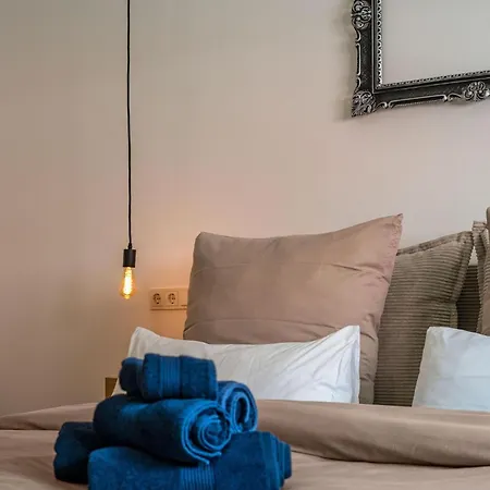 Noble Supreme 80m2 Kamin & Designkueche - Zentrumsnah Apartmán Essen