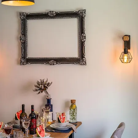 Noble Supreme 80m2 Kamin & Designkueche - Zentrumsnah Apartmán *