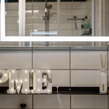 Noble Supreme 80m2 Kamin & Designkueche - Zentrumsnah Apartmán Essen