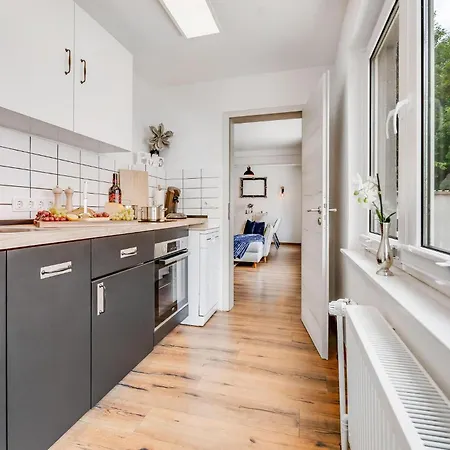 Noble Supreme 80m2 Kamin & Designkueche - Zentrumsnah Appartement