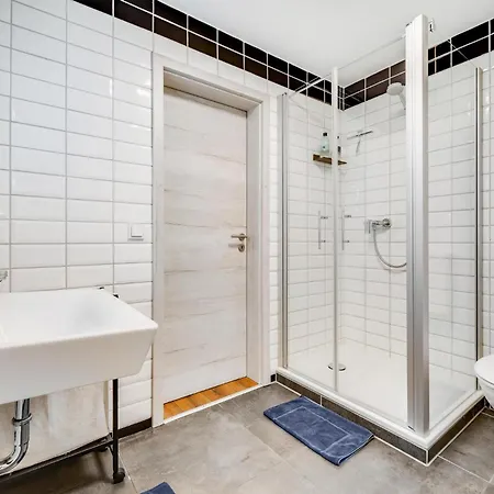 Noble Supreme 80m2 Kamin & Designkueche - Zentrumsnah * Essen