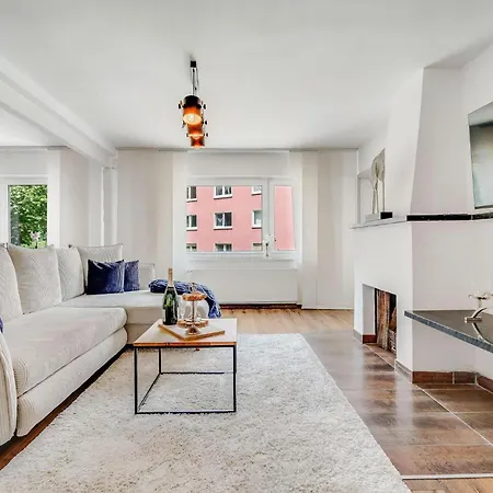 Noble Supreme 80m2 Kamin & Designkueche - Zentrumsnah