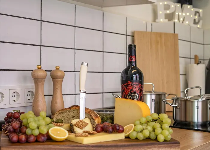 Noble Supreme 80m2 Kamin & Designkueche - Zentrumsnah Apartment