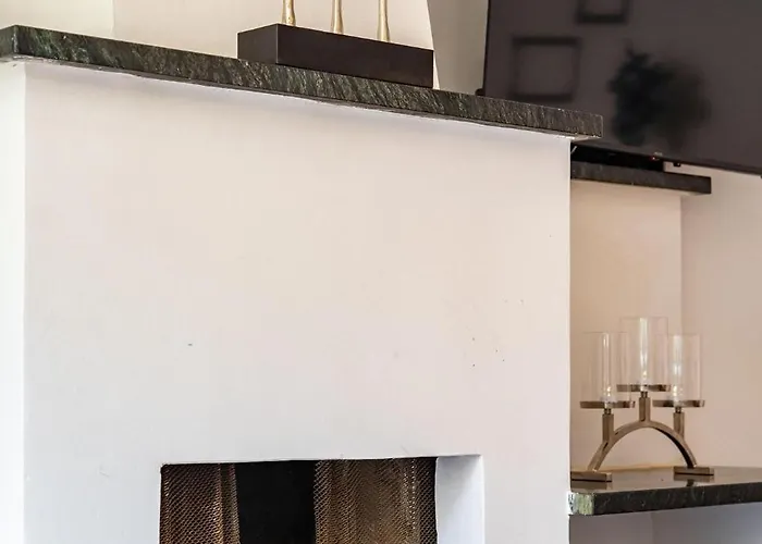 Noble Supreme 80m2 Kamin & Designkueche - Zentrumsnah Apartment *