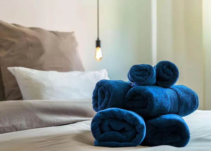 Noble Supreme 80m2 Kamin & Designkueche - Zentrumsnah *