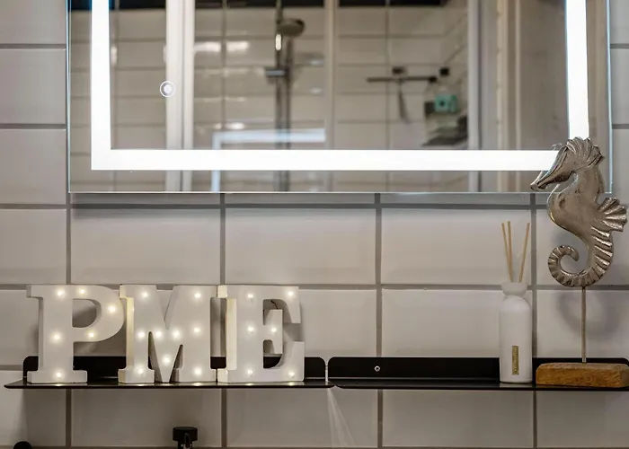 Noble Supreme 80m2 Kamin & Designkueche - Zentrumsnah דירה אסן