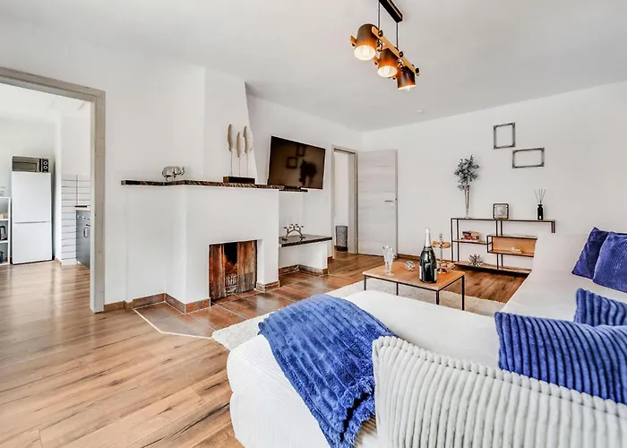 Noble Supreme 80m2 Kamin & Designkueche - Zentrumsnah *