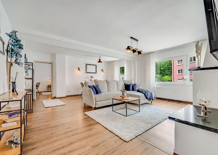 דירה Noble Supreme 80m2 Kamin & Designkueche - Zentrumsnah אסן